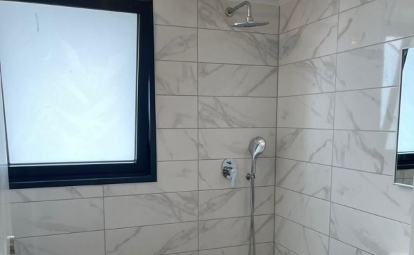 Petah Tikva area 5 rooms Terrace Lifts Parking Apartment for rent in Netanya