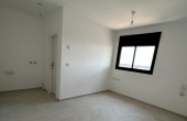 Petah Tikva area 5 rooms Terrace Lifts Parking Apartment for rent in Netanya
