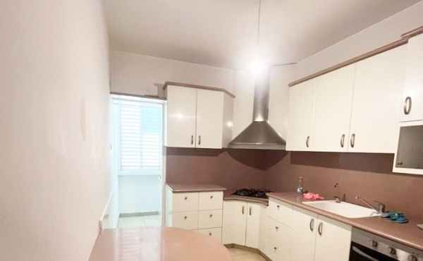 Heart in the city 5 rooms Lift Parking Apartment for rent in Netanya