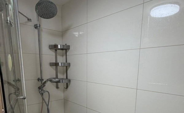 Downtown  Netanya 4 rooms 112 m2 Terrace 14m2 Lift Parking Storage