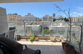 Downtown  Netanya 4 rooms 112 m2 Terrace 14m2 Lift Parking Storage