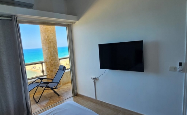 Blue Weiss Hotel Residence 2 rooms 55m2 Terrace 12m2 Sea view Lift Apartment for sale in Netanya